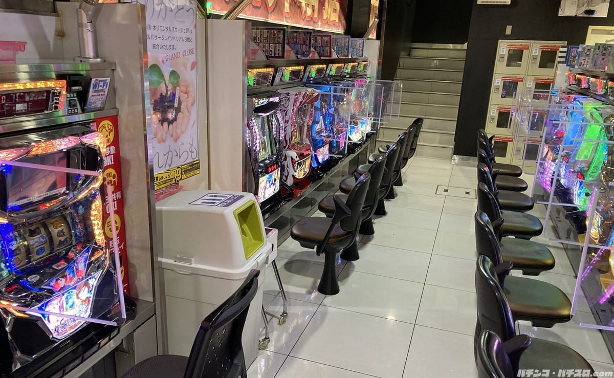 ホール店内写真（2026年10月10日）